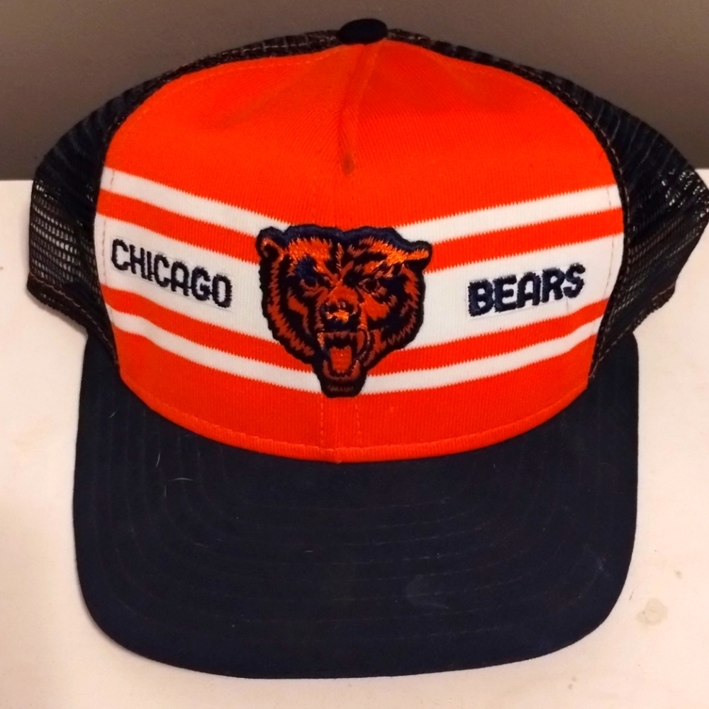 Ajd Chicago bears vintage snap back hat nos.